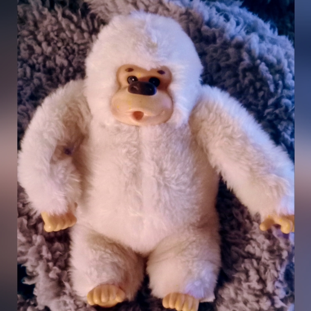 Vintage Russ Gonga The Thumb And Toe Sucking Stuffed Gorilla Plushie